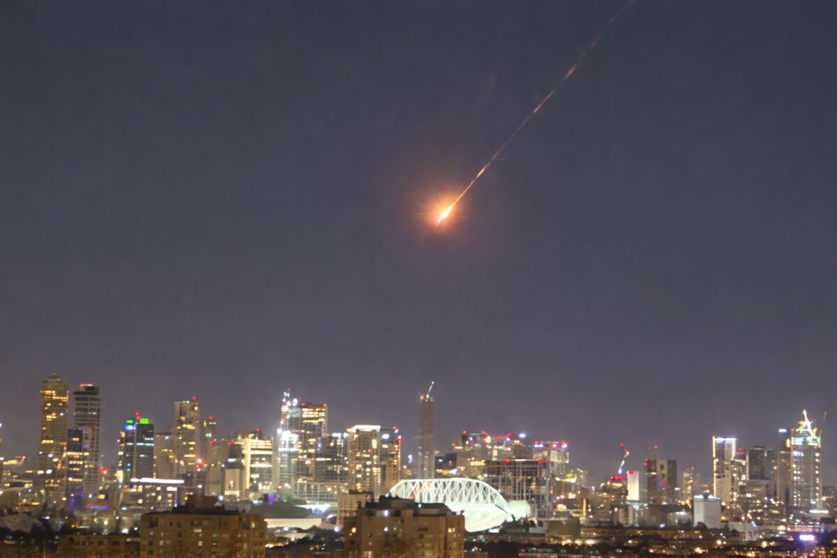 Hezbollah a revendicat atacul cu drone din această dimineață, în timp ce autoritățile libaneze îi cer să predea armele