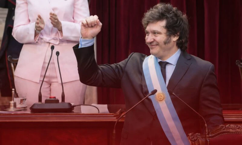 Milei își consolidează poziția politică în Argentina. Alianța cu SUA, transformată într-o prioritate de stat