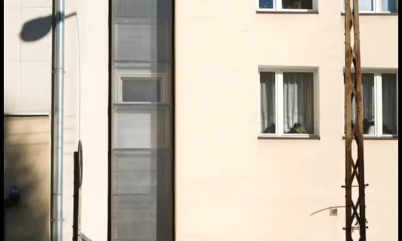 Cum arată viața în cea mai îngustă casă din lume