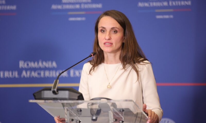 USR, un partid cu scor de sub 8%, aflat la butoane. „Sunt la toate ministerele de forță”