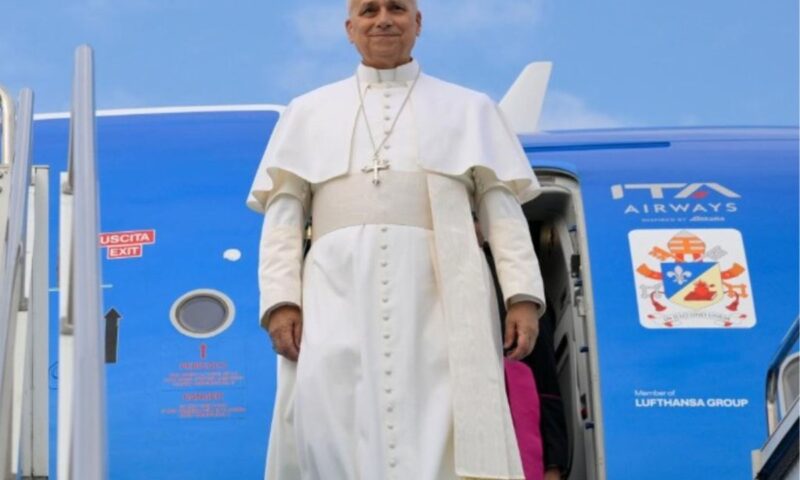 Vaticanul atrage atenția asupra chirurgiei estetice: Iisus vă iubește și cu riduri în plus