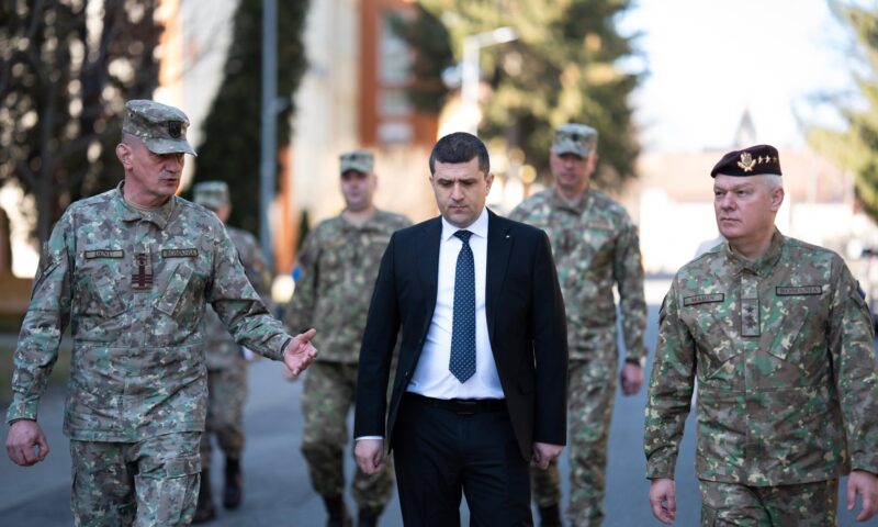 Când ajung în România echipamentele militare și soldații americani. Anunțul lui Radu Miruță, ministrul Apărării