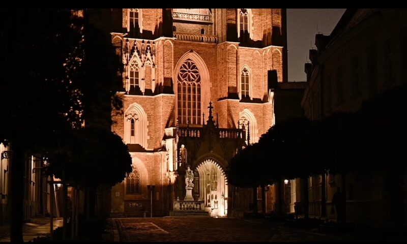 Tradiția veche de 200 de ani păstrată într-un oraș din Europa. Obiceiul se respectă în fiecare noapte