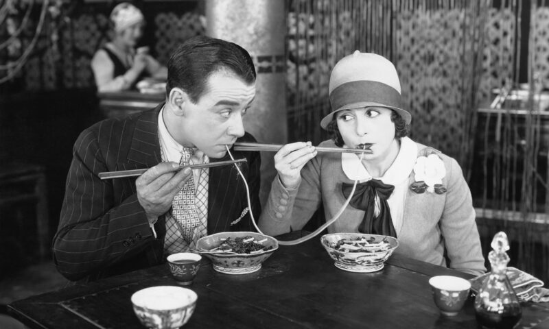 Trei zodii au parte de romantism de Ziua Femeii. Astrele aduc surprize în dragoste