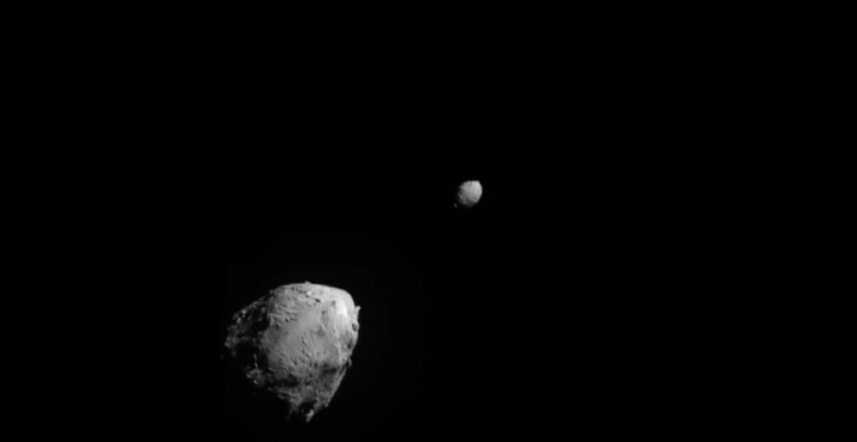 Experimentul NASA care a modificat traiectoria unui asteroid în jurul Soarelui