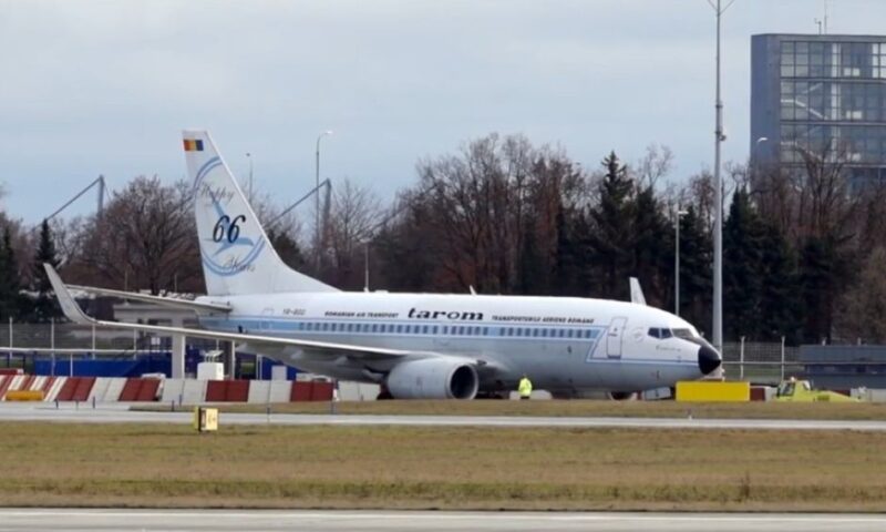 TAROM vinde patru avioane Boeing 737-700. La câte aeronave a renunțat din 2018 și câți bani a încasat